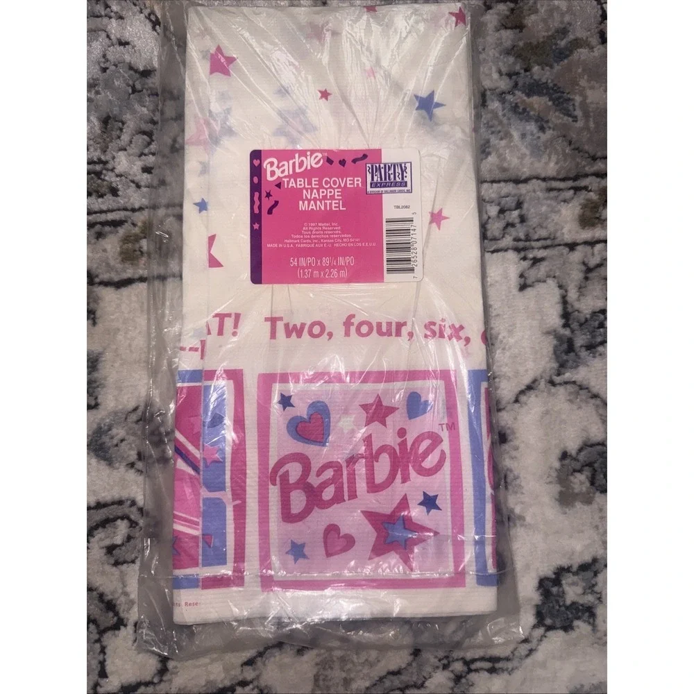 1997 BARBIE Table Cover Cheerleader Barbie by Party Express  54